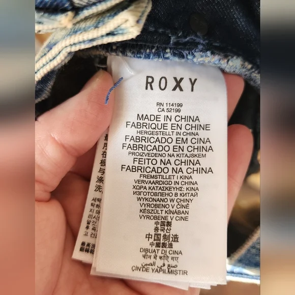 NWT Distressed Roxy Overall Shorts - Picture 8 of 9